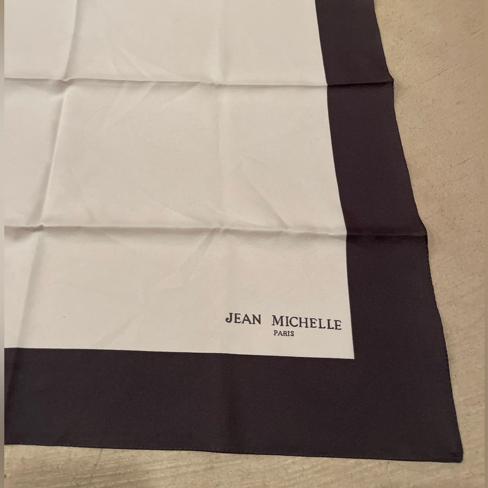 Jean Michelle Scarf